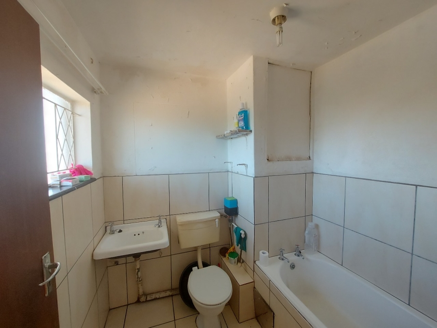 1 Bedroom Property for Sale in Bloemfontein Free State